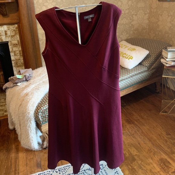 Roz and Ali exposed back zip dress. Worn twice - Picture 1 of 5